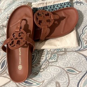 Authentic Tory Burch Cloud Sandals